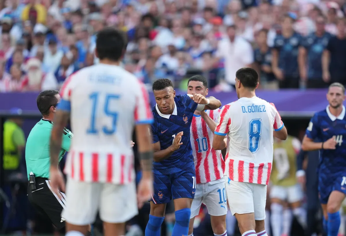 Kylian Mbappé Leads France to Quarterfinals Against Paraguay